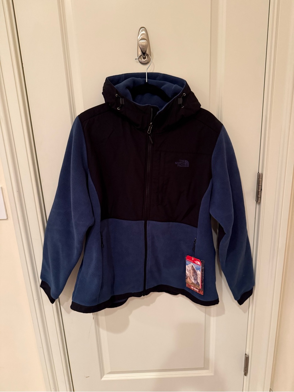 NWT The North Face Denali 2 Two-Tone Navy and Black Hoodie Fleece Jacket